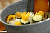 夏野菜とヒヨコ豆のトマトスープの作り方1