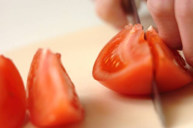 トマト牛丼の作り方の手順1