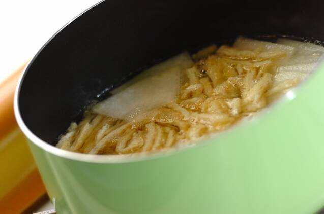とろとろ冬瓜と油揚げのみそ汁の作り方の手順3