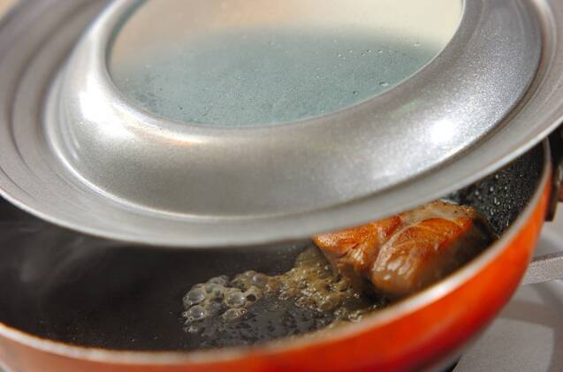 鮭のハーブグリルの作り方の手順1