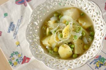 グリンピースとジャガイモのバター煮