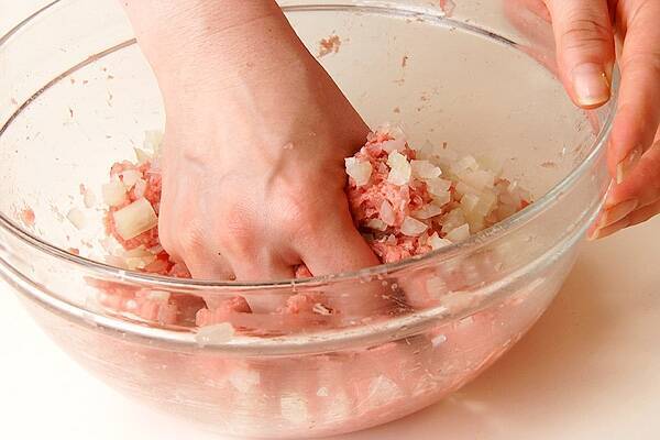 失敗知らず！絶品とろとろロールキャベツの作り方の手順3