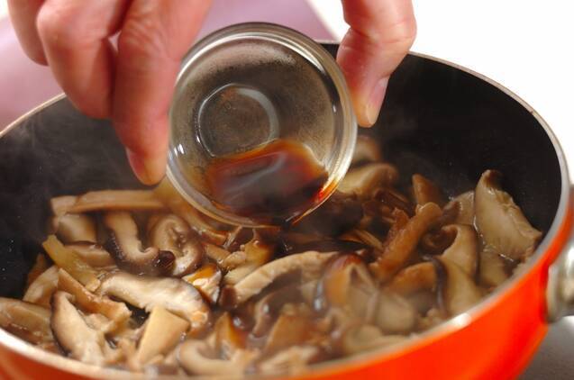 シイタケのバターしょうゆソテーの作り方の手順3