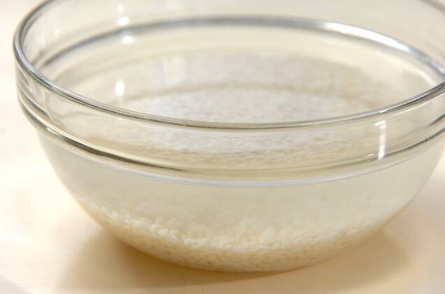 炒り米とヒヨコ豆のピラフの作り方の手順1