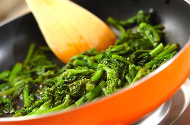 菜の花のおかかまぶしの作り方の手順2