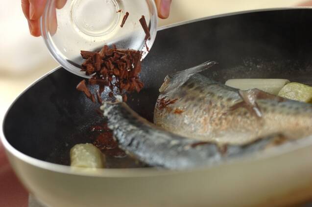 みんな食べやすく！サバの味噌煮 フライパンで簡単 by増田 知子さんの作り方の手順5