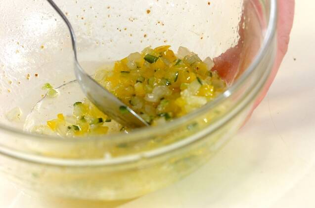 飾り切りトマトのカラフルサラダの作り方の手順4