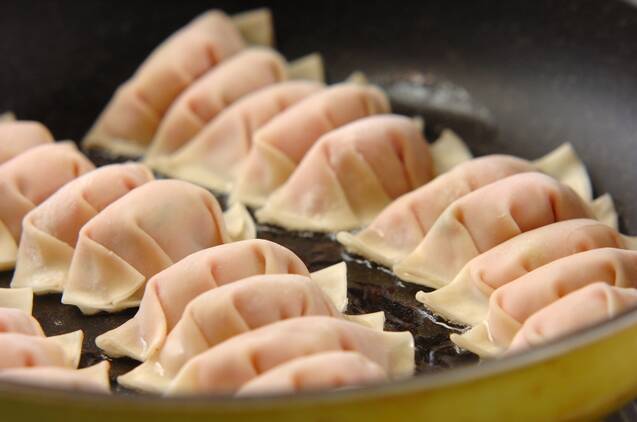 白菜漬け物の餃子の作り方の手順4