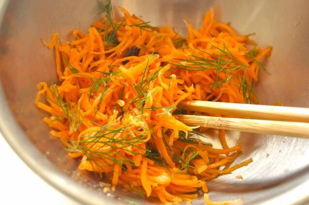 フェンネル香るキャロットブルスケッタの作り方の手順4