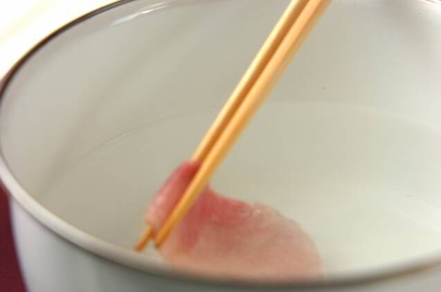 万能ダレがポイント！ 豚しゃぶとアボカドのねぎ塩だれ by 保田 美幸さんの作り方の手順2