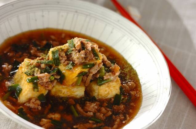 揚げ豆腐のそぼろあんかけ