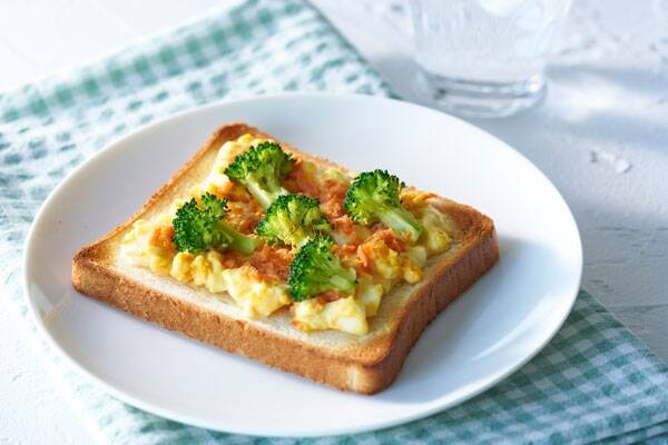 鮭たまトースト