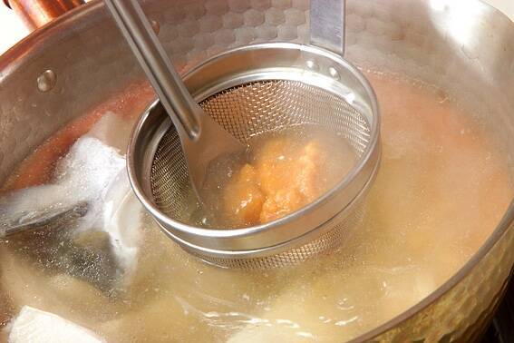 魚のアラだしみそ汁の作り方の手順3