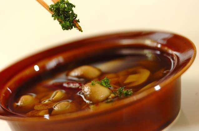 常備菜にぴったり！マッシュルームのニンニクオイル煮の作り方の手順4