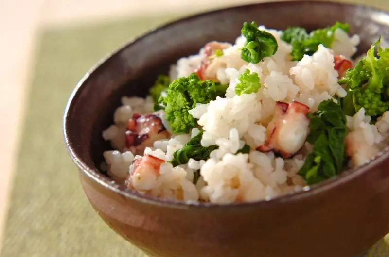 菜の花とタコの炊き込みご飯 レシピ 作り方 E レシピ 料理のプロが作る簡単レシピ