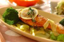 カレーソースがけサーモンソテー