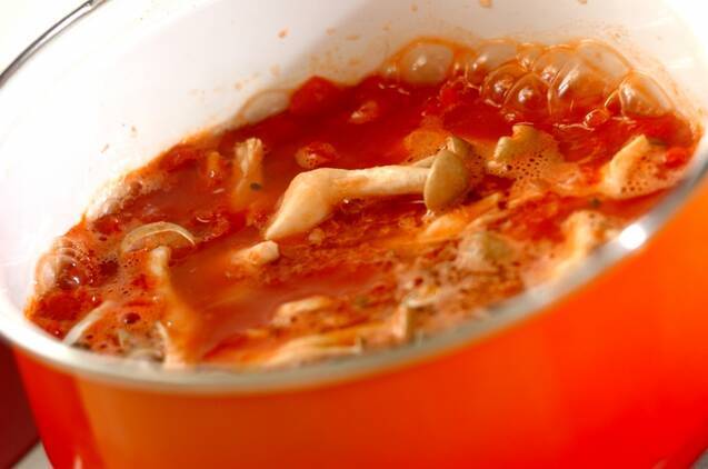 ツナとトマトソースのワンポットパスタの作り方の手順4