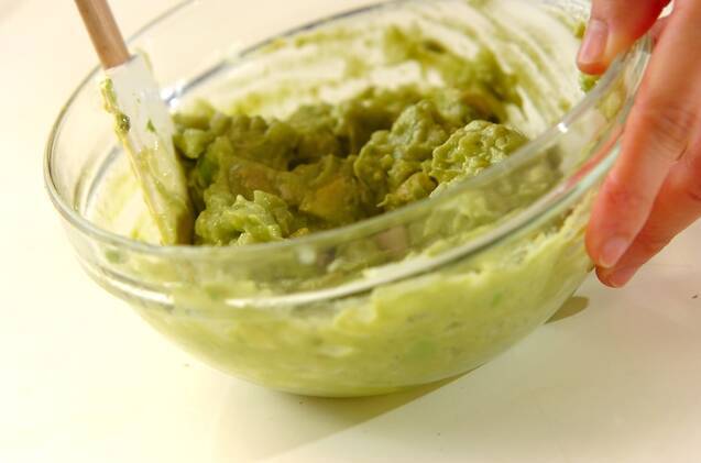 アボカドと酒粕のディップの作り方の手順3