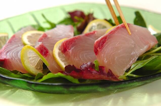 かんぱちのカルパッチョガーリック風味の作り方の手順3