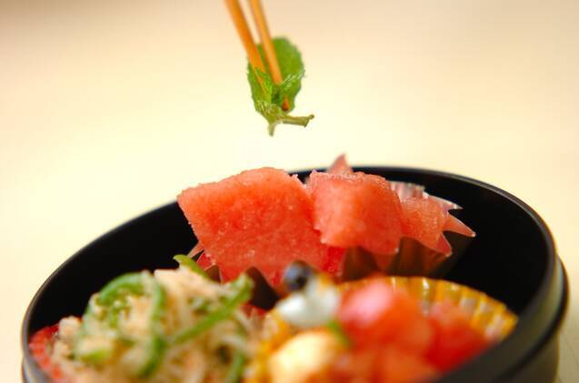 リキュールスイカの作り方の手順1