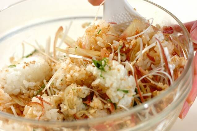 薬味たっぷりの混ぜご飯の作り方の手順2