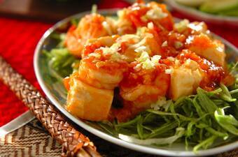 豆腐入りエビチリ