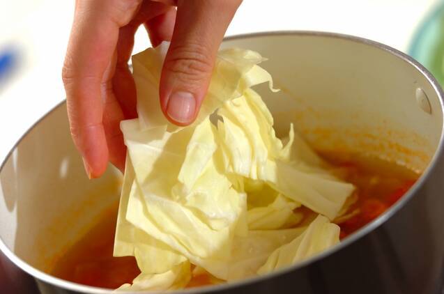 キャベツとトマトのスープの作り方の手順4