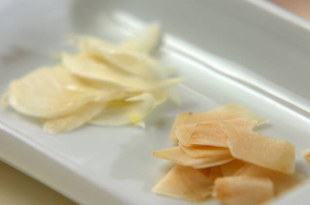 モヤシとザーサイのナムルのフォーの作り方の手順1