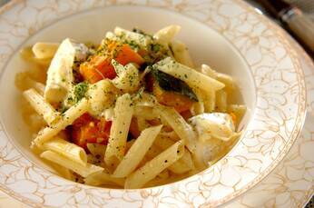 カボチャとカマンベールチーズのペンネ