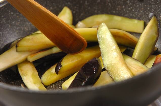 10分で作れる夕食 炒めるだけ！スパイシーな炒め物 by池田 絵美さんの作り方の手順2