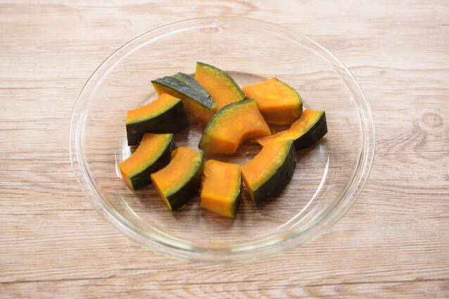 ササミと菜の花、カボチャのみそ豆乳シチューの作り方の手順3