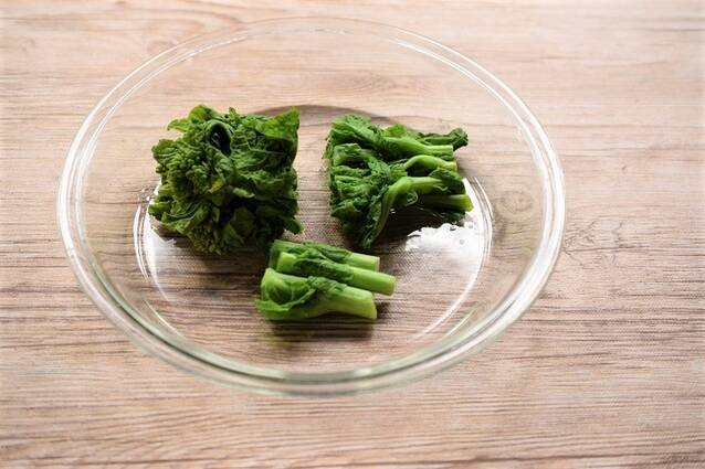 ササミと菜の花、カボチャのみそ豆乳シチューの作り方の手順4