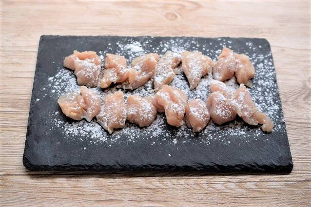 ササミと菜の花、カボチャのみそ豆乳シチューの作り方の手順5