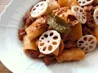 レンコンミートソースのパッケリ