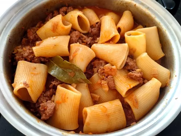 レンコンミートソースのパッケリの作り方5