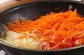 鶏むね肉と春ニンジンのトマト蒸し煮の作り方4