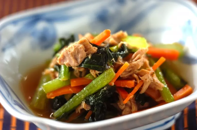 小松菜とツナのサッと煮 副菜 レシピ 作り方 E レシピ 料理のプロが作る簡単レシピ