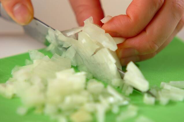 コーンスープの作り方の手順1