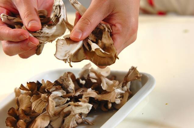 マイタケポタージュの素の作り方の手順1