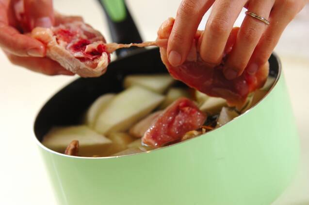 大根と鶏肉のコンソメ煮の作り方の手順4