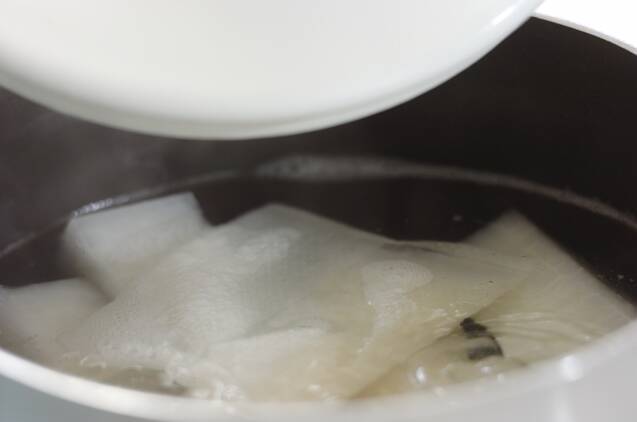 こってり味しみ！基本のブリ大根の作り方の手順2