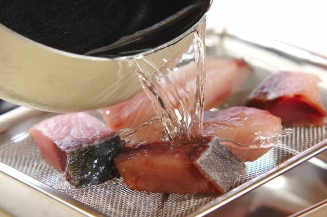 こってり味しみ！基本のブリ大根の作り方の手順3