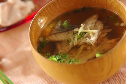 鯛のアラ汁