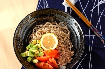 お月見そばサラダ