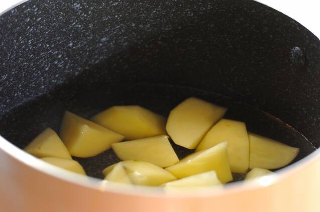 卵たっぷりポテトサラダの作り方の手順3