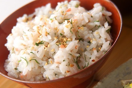 梅と大葉の混ぜご飯