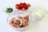 鶏肉とミニトマトの甘酢炒めの作り方の手順1