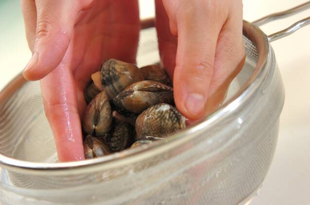 アサリのミルクスープの作り方の手順1