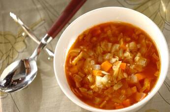 押し麦と野菜のスープ
