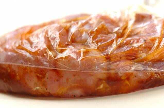 鶏肉の七味ステーキの作り方の手順1